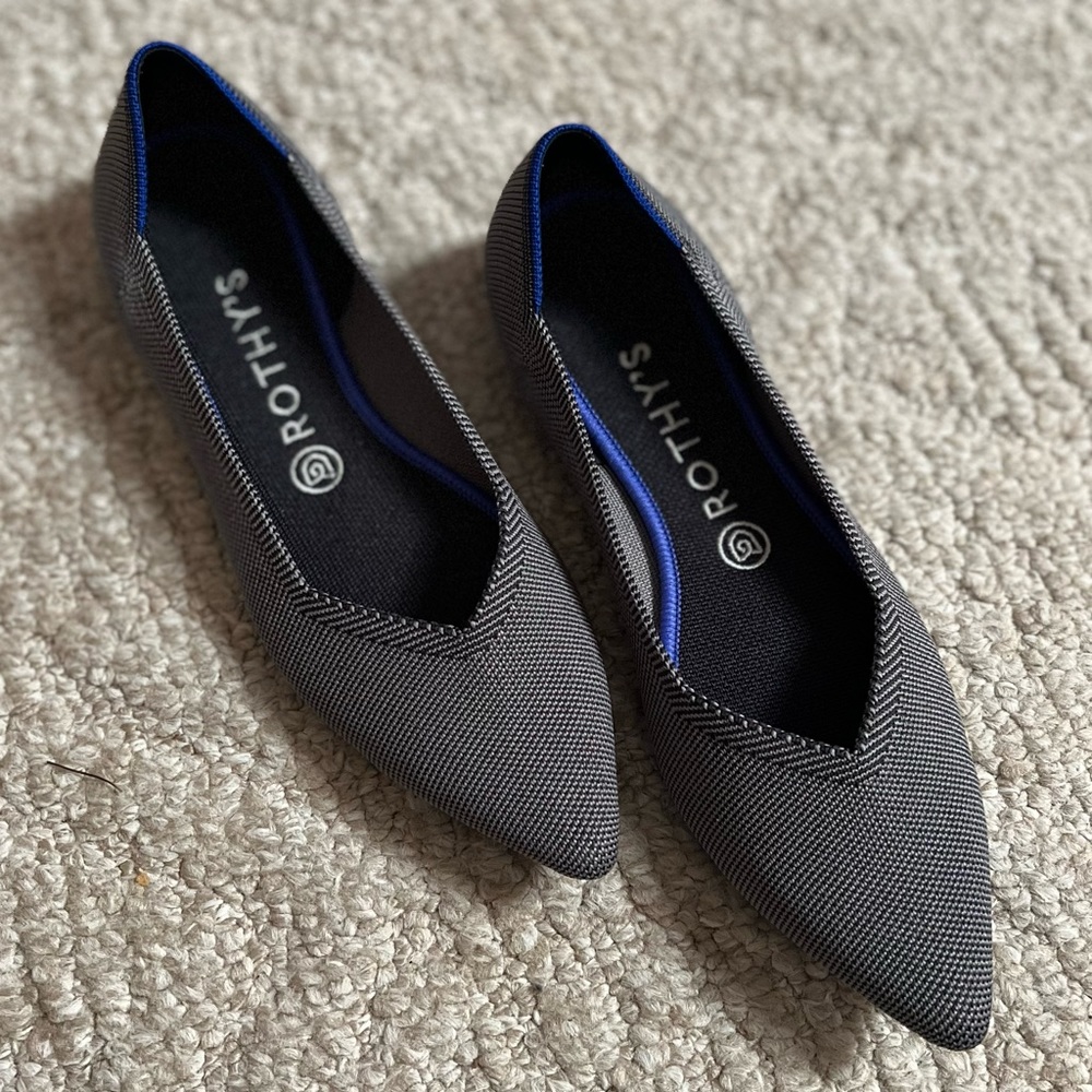 EEUC Rothy’s Points in Cloud Grey Birdseye, 9.5